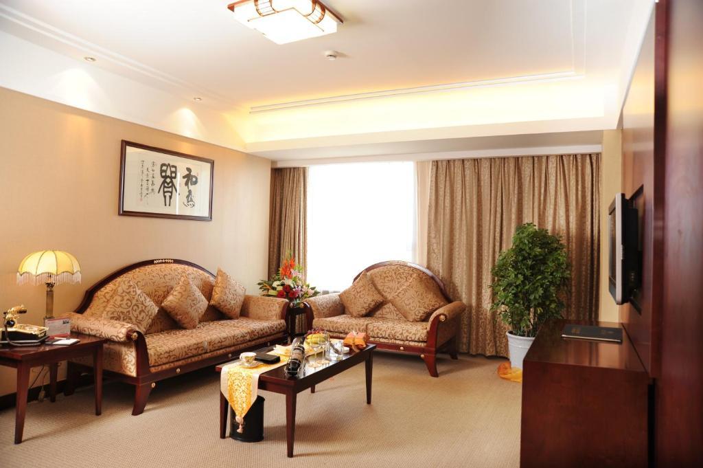 Changchun Huatian Hotel Exterior photo